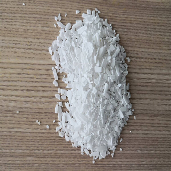 How to Handle Concentrated Calcium Chloride Flakes Safely
