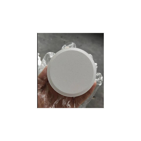 What are the different types of swimming pool chlorine available for wholesale?