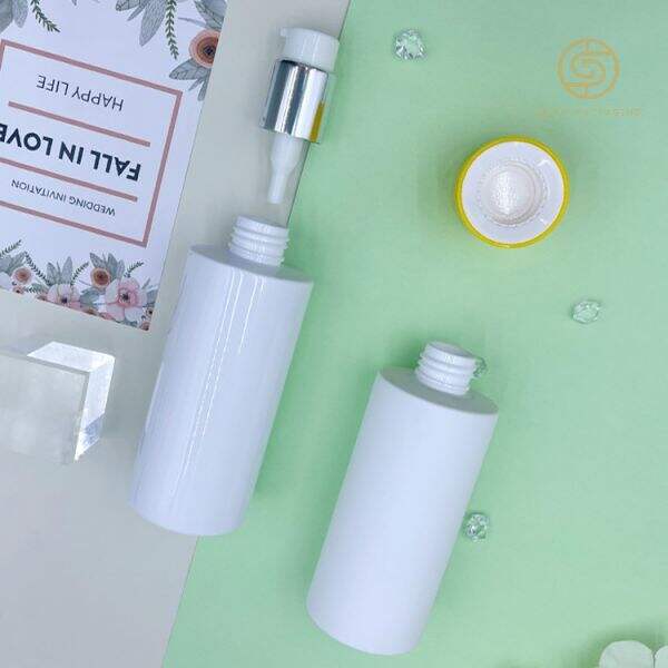 Features of 300ml Plastic Bottle