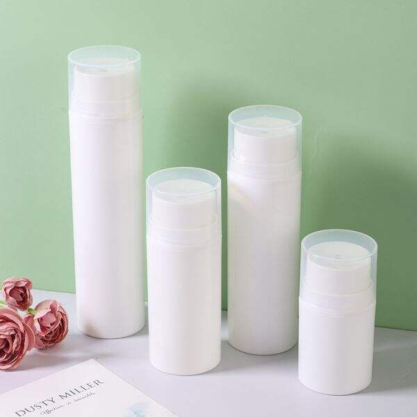Say goodbye to messy spills with these leak-proof 500ml plastic containers and convenient snap-on lids