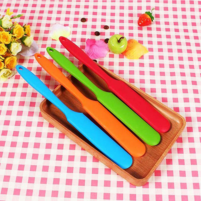 Silicone Spatula Heat Resistant Butter Cream Cake Icing Spatula Scraper Pastry Spatula Mixing Batter Scraper Silicone Brush supplier