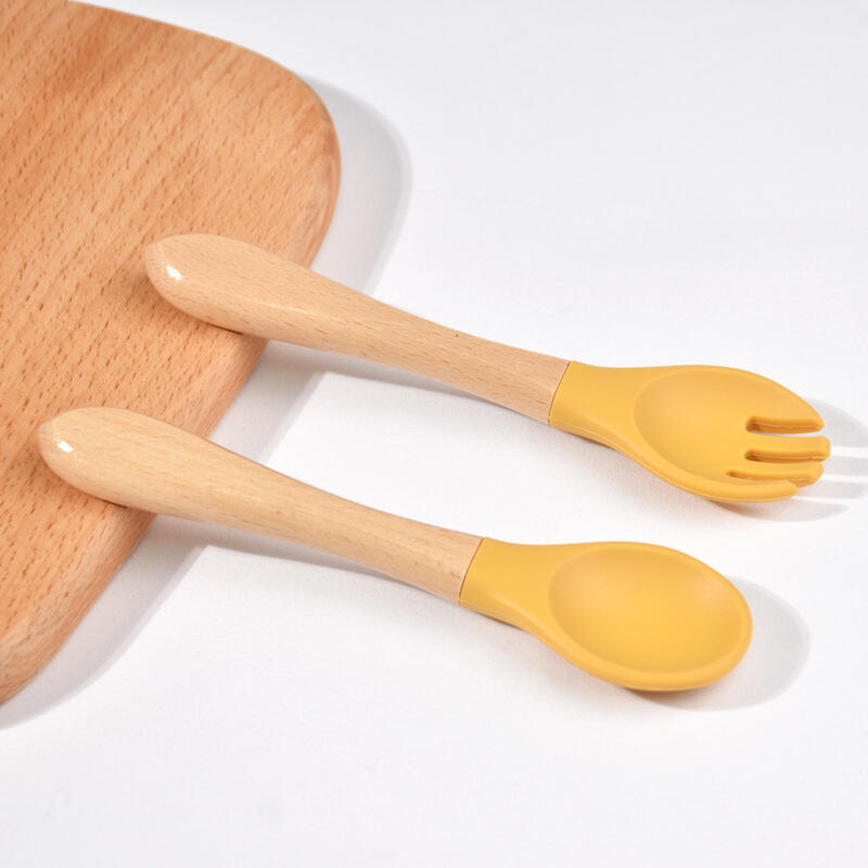 Food grade silica gel baby wooden handle fork spoon supplier