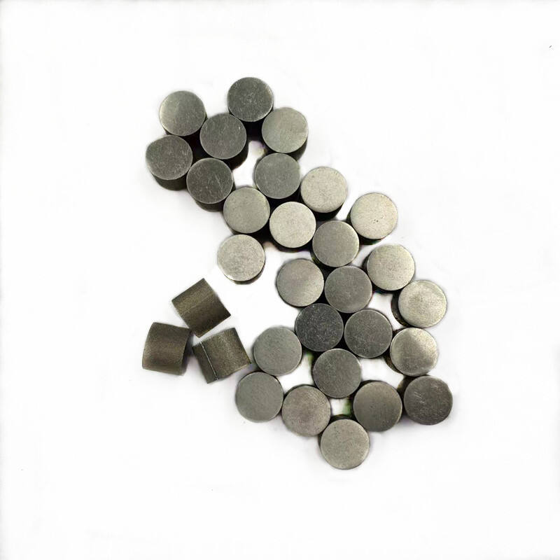 DIA3*3mm 5*5mm 7*7mm Sondergröße Export Metallprodukte Titangranulat Pellets Kugeln Details