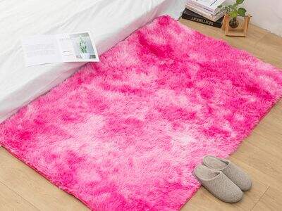 Budget-Friendly Luxury: PV Fur Fluffy Carpets for Modern Interiors