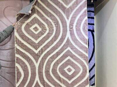 고급 소매점 바닥재 솔루션에서 가짜 토끼털 카펫의 역할