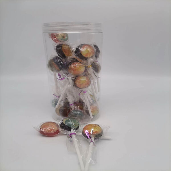 Round lollipops u2013 the perfect treat for kids and adults alike