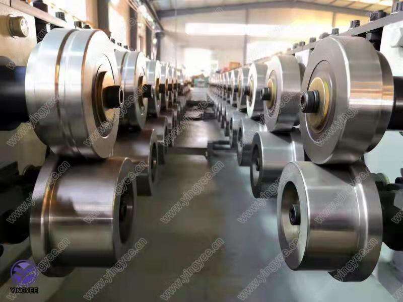 Panneau de couche d'étagère de supermarché et petit pain de panneau arrière formant l'usine de machine