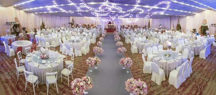 White Universal banquet dinning 1.3m diameter round Table cloth fabric supplier