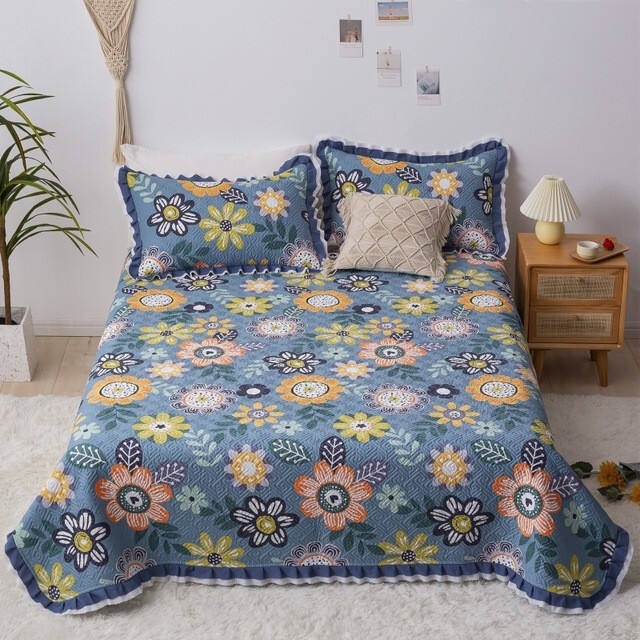 High quality 3pc cotton patchwork elegant embossed quilt bedding bedspreads supplier