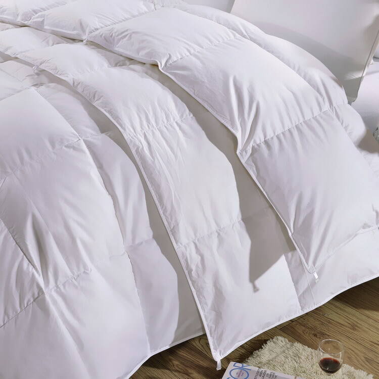 Thick Hot Selling White Duck Goose Down Hotel Comforter Quilt details