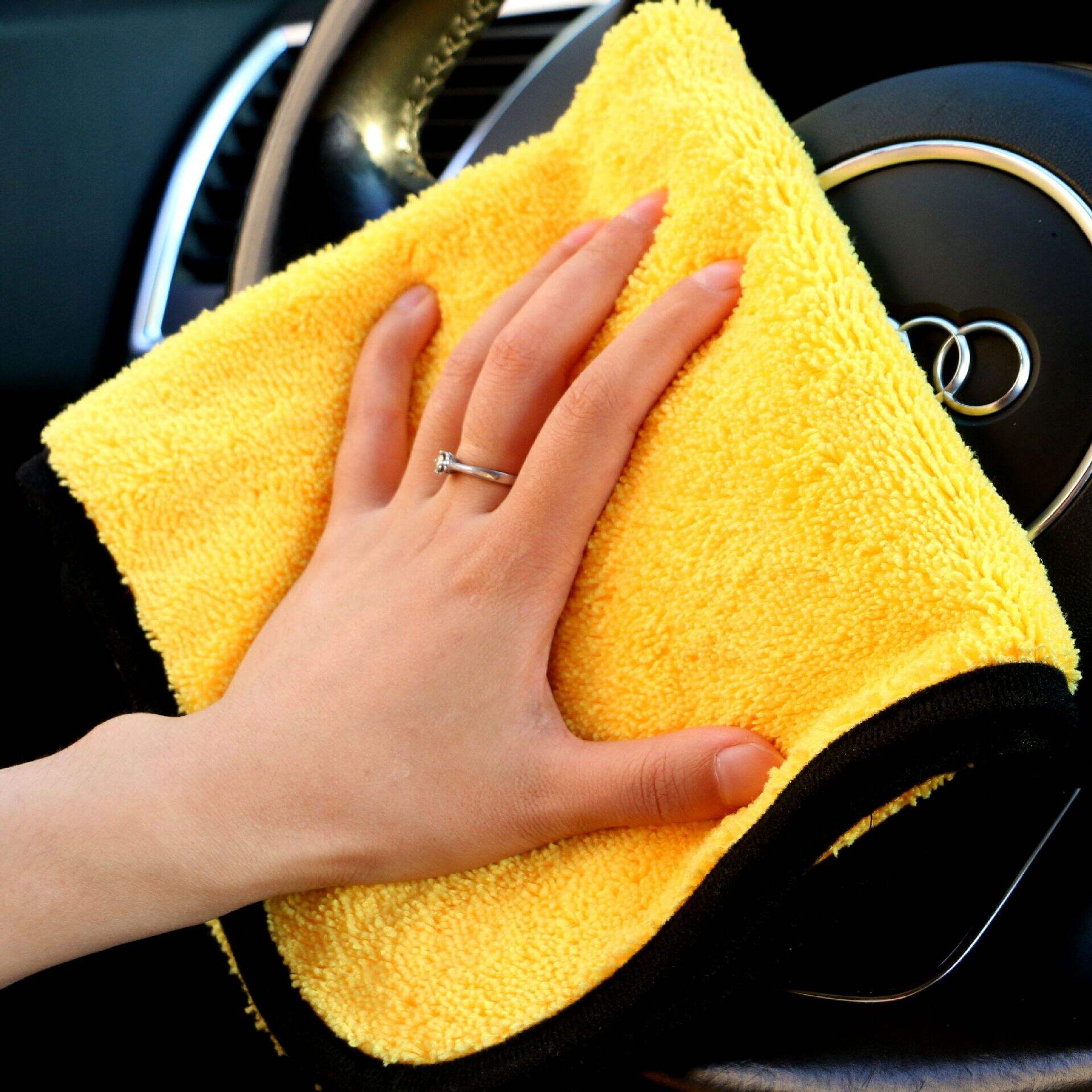 Customized Plain Dyed Quick Dry Well Absorbency Household Car Cleaning Towel manufacture