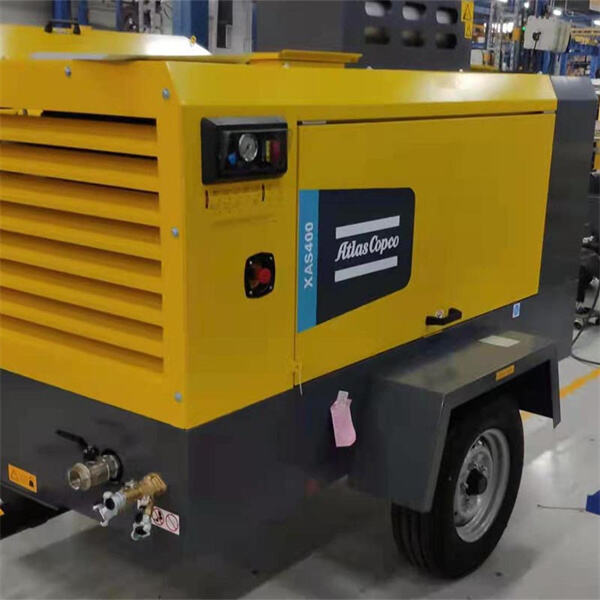 Silnik diesla Kubota o mocy 50 KM jest praktycznie nieniszczalny.