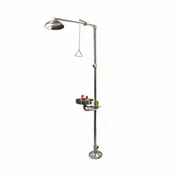 Respecter les réglementations en matière de sécurité en installant des stations de douches et de lavage des yeux d'urgence ?
