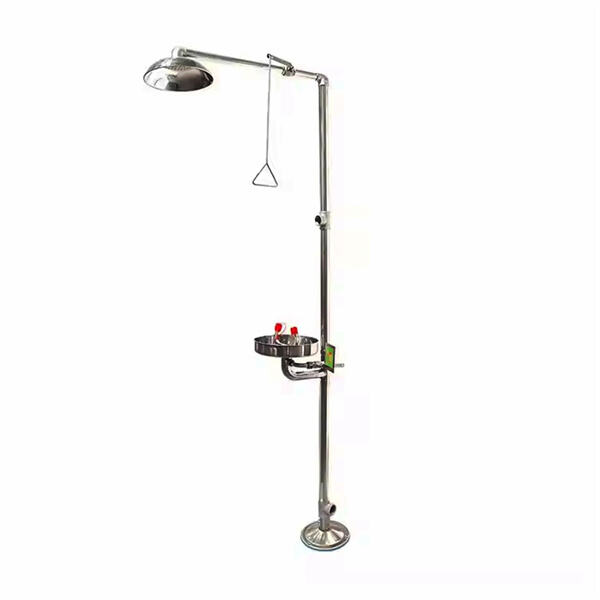 Emergency situations call for quick and effective hand washing - use our wash station now