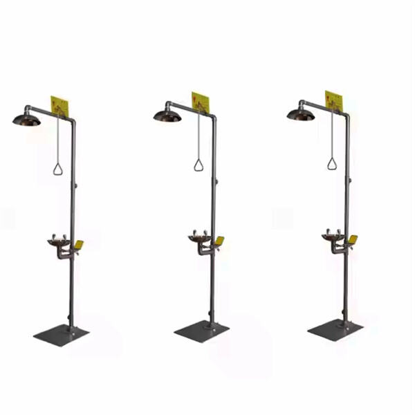 Take your eye wash with you wherever you go with a portable faucet mount design.