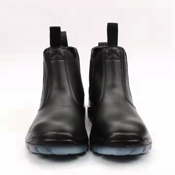 Are steel toe safety shoes for men required by OSHA regulations?