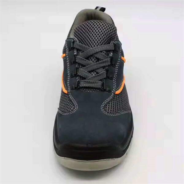 Common usage issues with safety toe boots