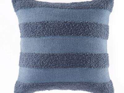 How High-Quality Cushions & Pillows Serve as a High-Margin Upsell Item for Retailers
