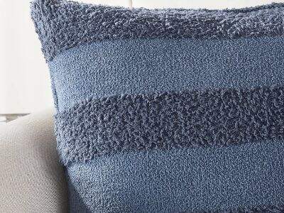 A Look at the Different Size and Shape Options for a Wholesale Cushion&pillow