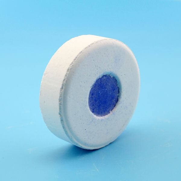 Achieve sparkling clarity with swimming pool bleach tablets.