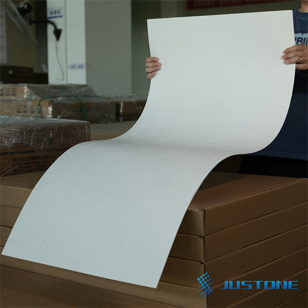 استخدام مبتكر للصفيح الرصاصي المرن في العمارة الحديثة