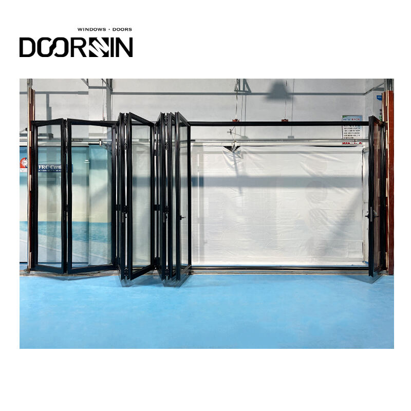 Portes insonorisées personnalisées ou standard Huricane Impact Extérieur 120 X 80 Porte coulissante à panneaux multiples en verre Porte pliante en aluminium Fournisseur