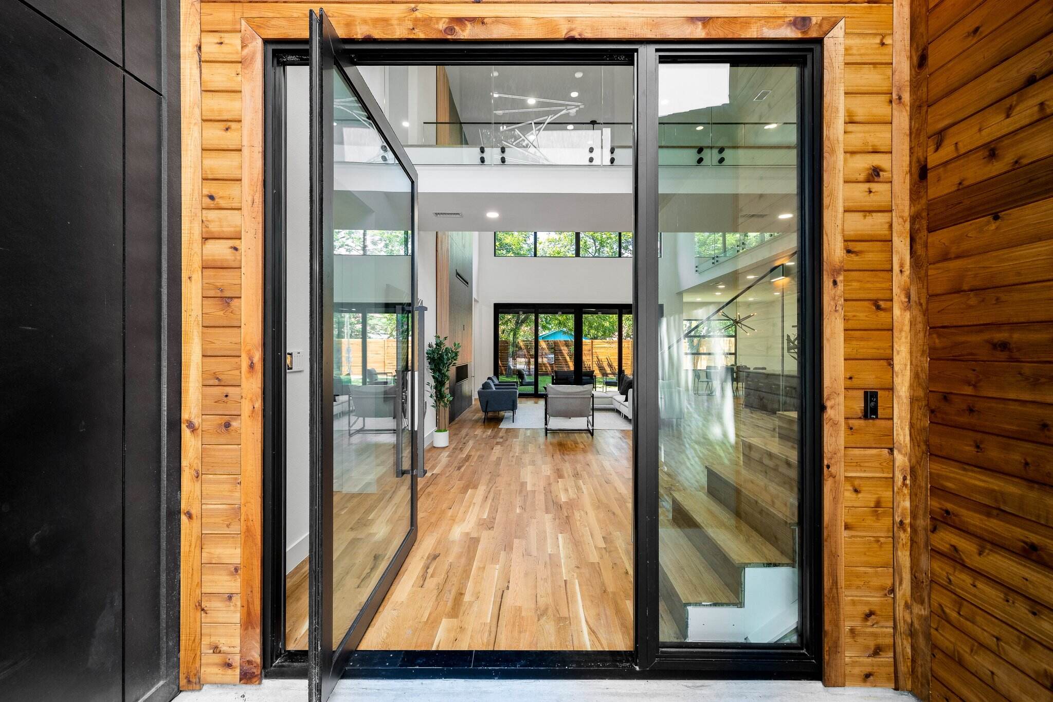 Doorwin Residential Dallas Project Modern Villa Windproof Aluminum Tilt Turn Windows factory