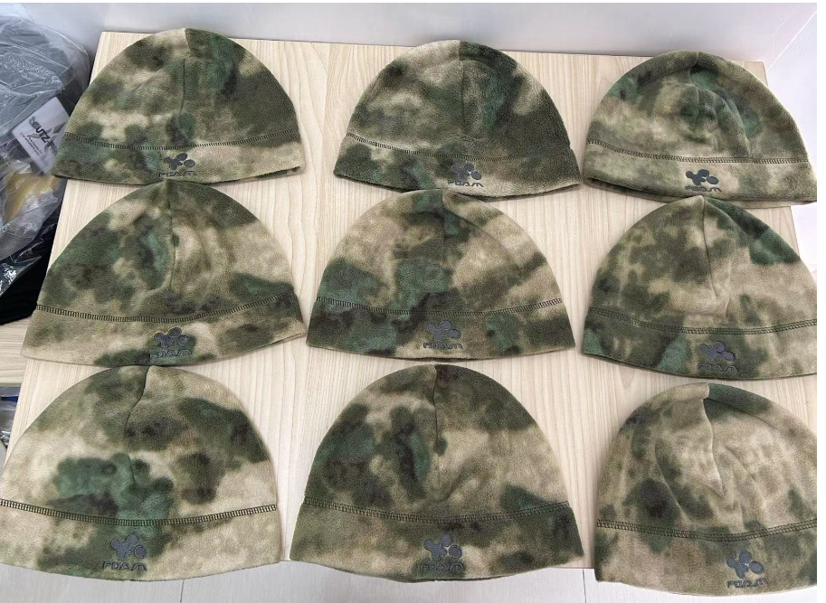 Hot sales Promotional winter warm Skull Cap hunting fleece hat camo polar fleece beanie hat with custom logo manufacture