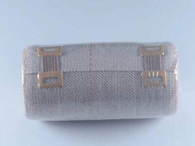 Wound Dressings vs. Bandages: What the Difference?