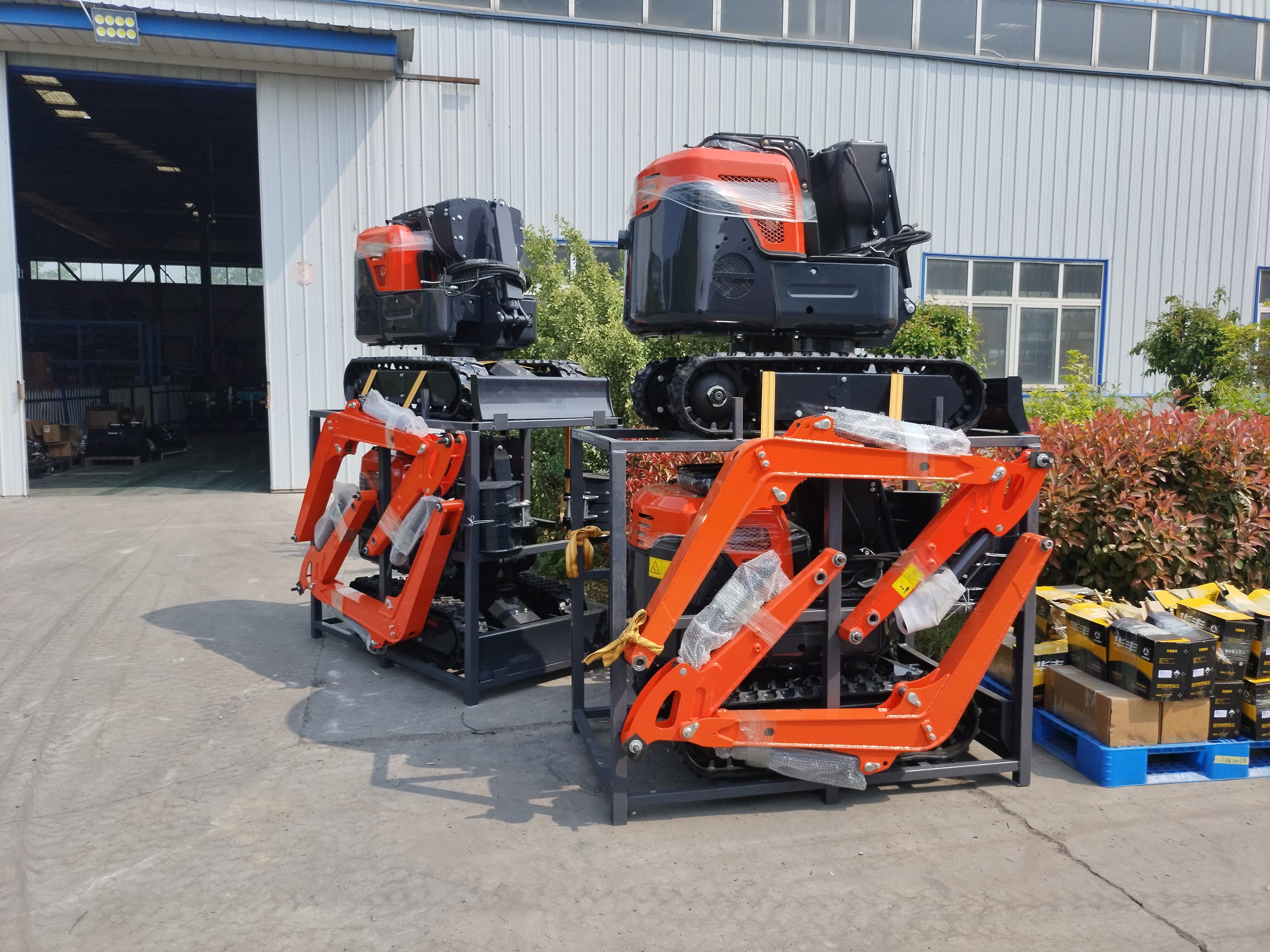 28 sets mini excavators sent to France