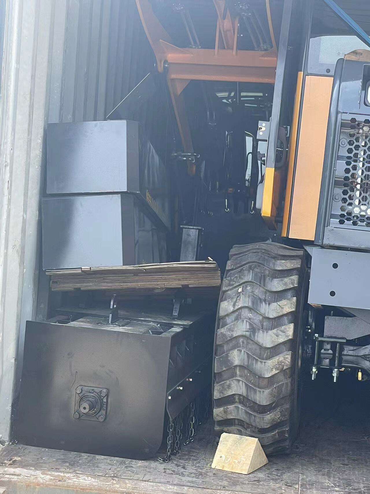 Wonway 925 Loader Loading