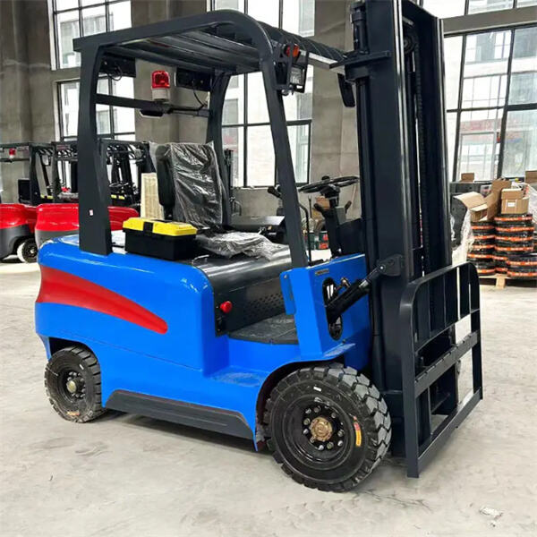 Dostaňte svůj sklad do pohybu s našimi trvanlivými vidly paletového vozíku.