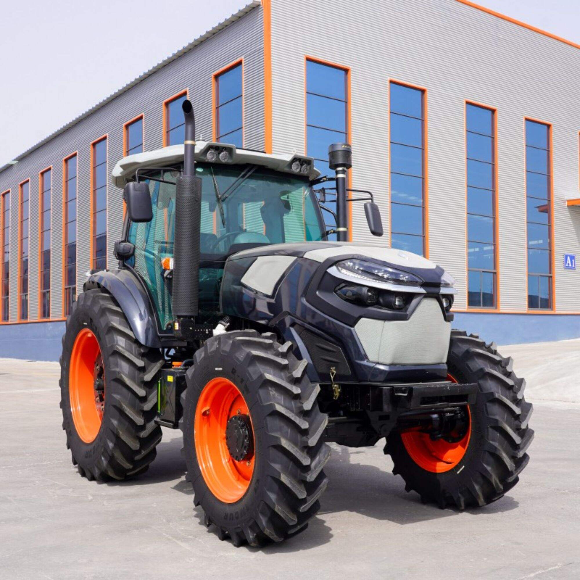 TC85HP-180HP Fast Shipping farm tractors 4 wheel tractor truck tractor agriculture hot sale kubota tractor Chinese Machine 