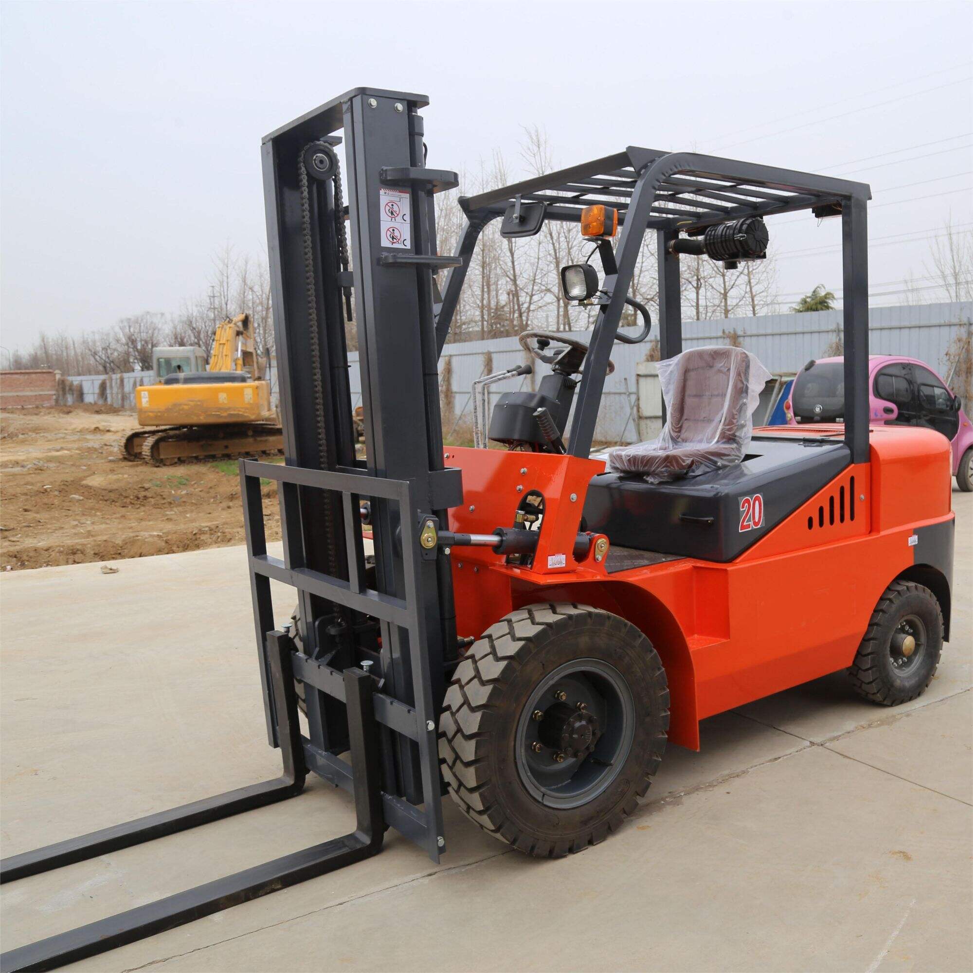 WY20 Mini Diesel Forklift 2Ton Diesel Engine 4 Wheel Drive ISO CE Forklift