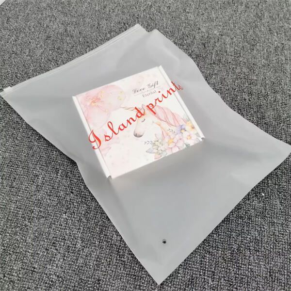 Why Zip Lock Poly Bags are a Must-Have?