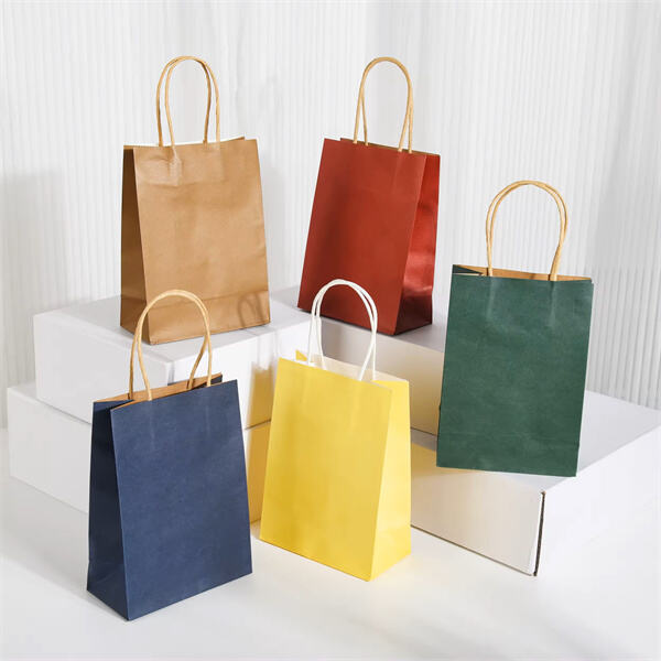 Effortlessly Transport Your Items with Kraft Bag and Handle Comb