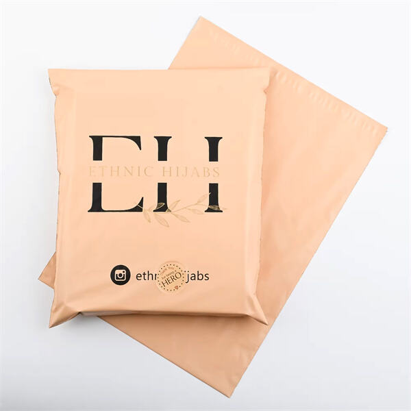 Effortlessly Ship Shoes with Pre-Designed Shipping Bags