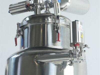 Pharmaceutical-Grade Powder Hopper Mixers: Purity Meets Precision