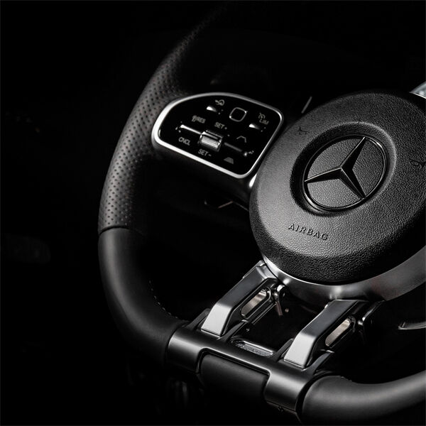Protection dans la direction Mercedes Benz :