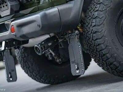 프론트 범퍼 업그레이드 제품은 창고 공간 절약을 위해 효율적으로 적재 가능