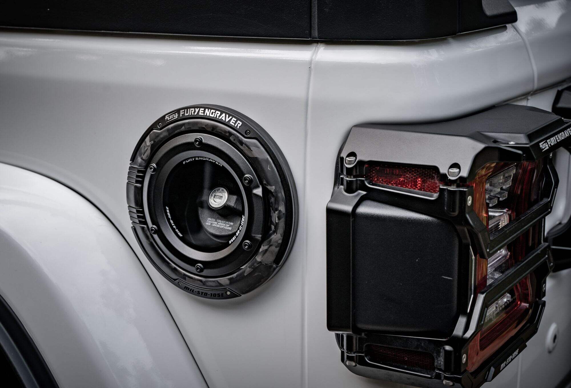 COUVERCLE DE GAZ Fury Pour Jeep Wrangler