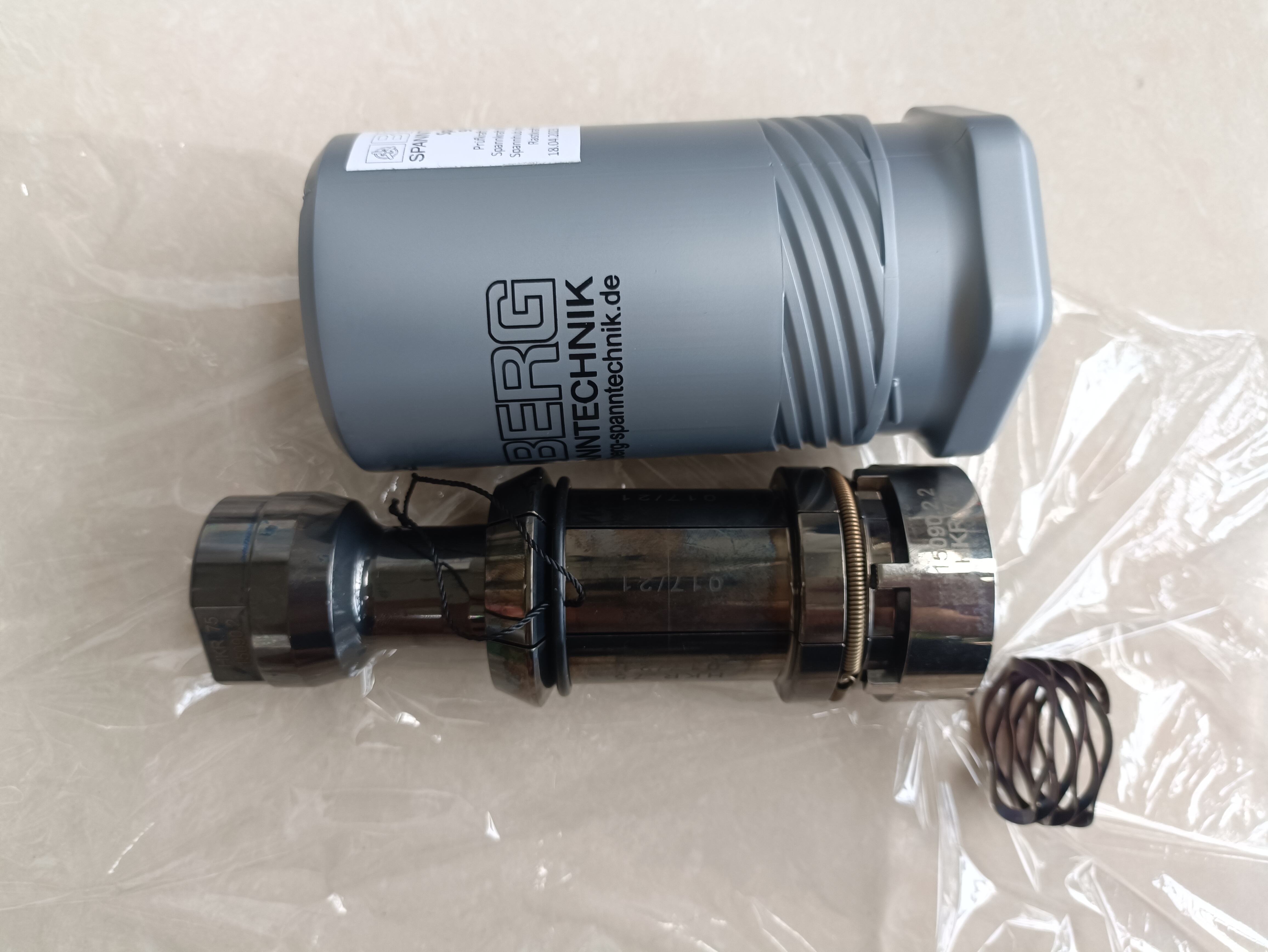 Agarrador de varilla BERG HKR75 963.15090.000.2 para huso HSK DMG