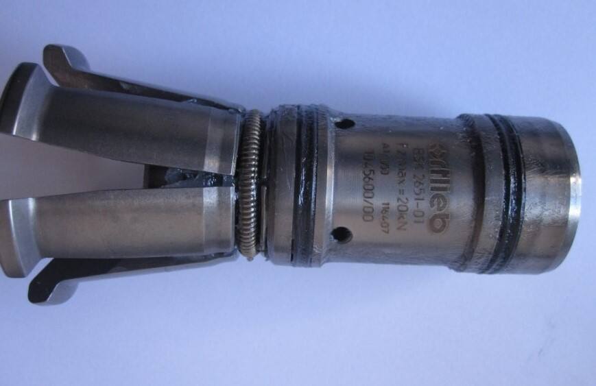 BERG Gripper for SK-steep Taper tooling SSKF 50DIN JIS 963.15248.000.0 details