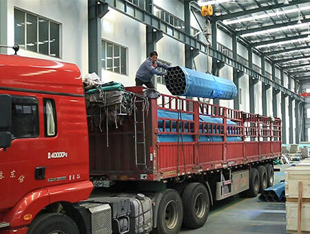 Stainless steel tube loading car