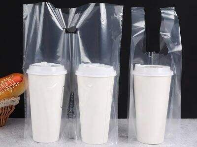 Gobelets en papier compostables qui rehaussent les marques de boissons durables