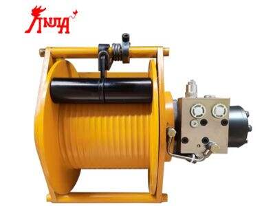 What Determines the Line Speed and Pull Capacity of a Hydraulic Winch Truck