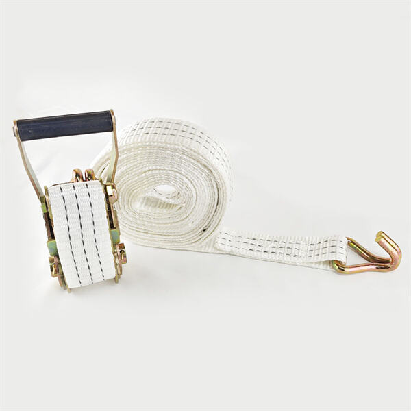 How Retractable Ratchet Straps Simplify Transportation