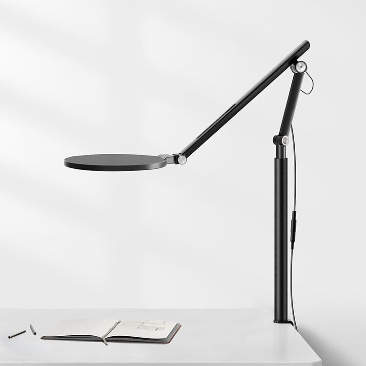 Clip-on Desk Lamp (LT-1CL)