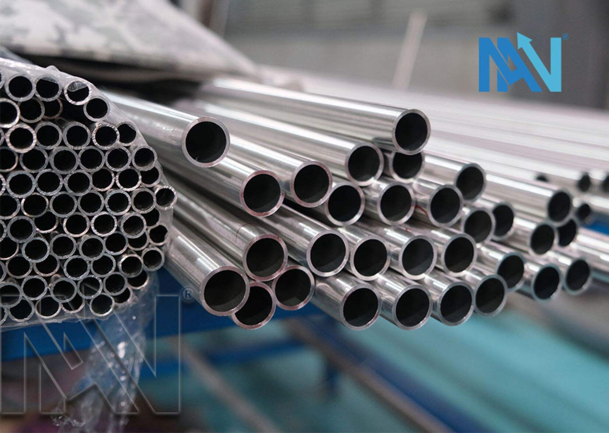What is austenitic stainless steel， martensitic stainless steel，alloy steel?