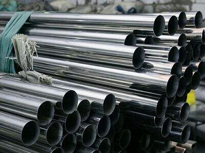 معرض العملاء: كيف ساهمت أنابيبنا في تحسين كفاءة مصنع صناعي